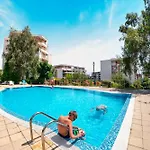 Crown Club Święty Włas