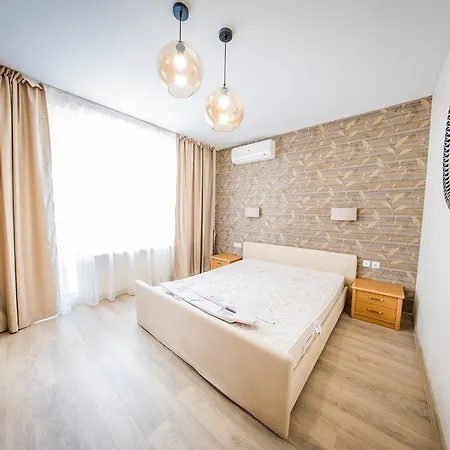 Apartamento Crown Club