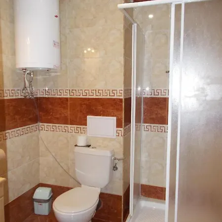 Crown Club Apartamento *