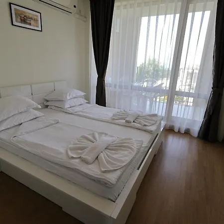Apartamento Crown Club *