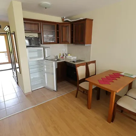 Apartamento Crown Club Sveti Vlas