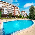Crown Club Apartment Sweti Wlas